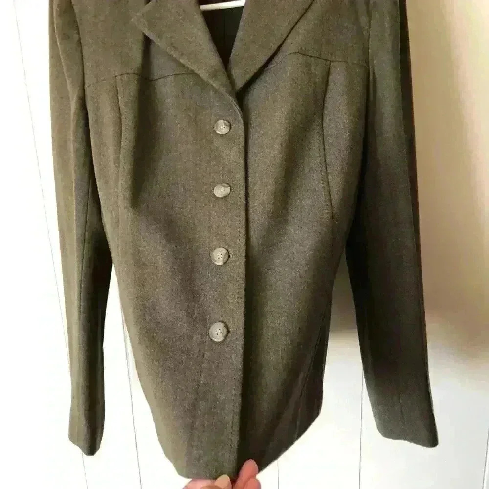 Talbots Women’s Button Down Wool Blazer Size 12 - Picture 5 of 8